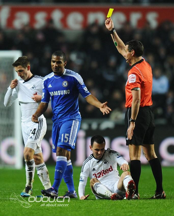 北京时间11月22日2030英超第12轮:伯恩利0-2切尔西——三连胜收官 蓝军客取三分暂升第二