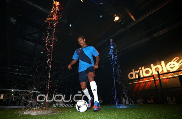 adidas Predator LZ 猎鹰12 五个独特的致命区