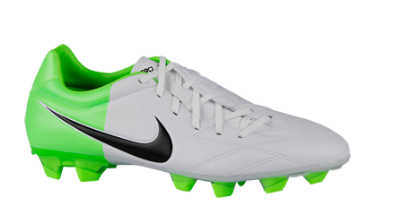 即将赢了大学第一个赛季~