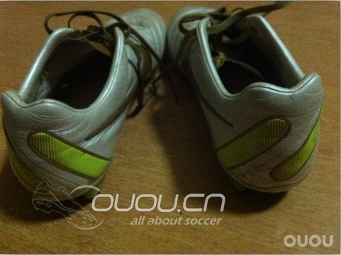 有人觉得刺客16tf比15底硬吗?