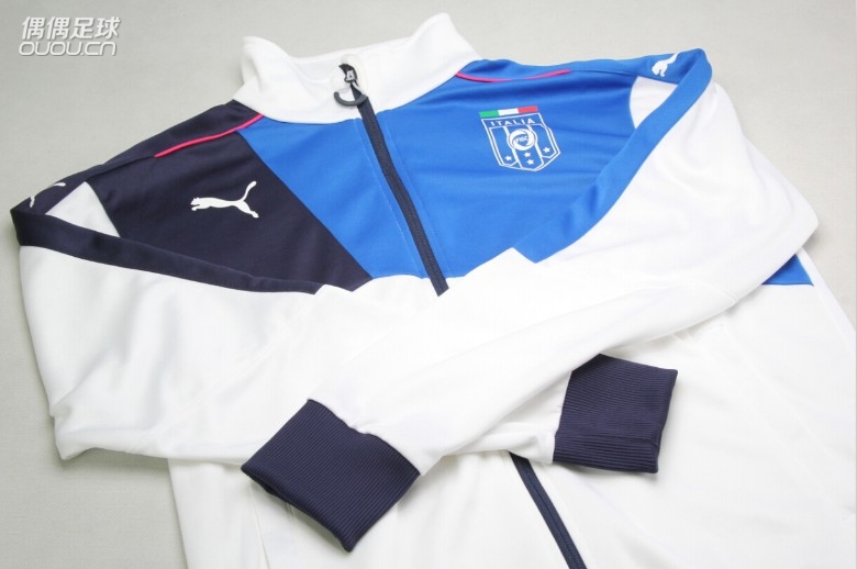 足球训练外套会偏短吗,足球训练服品牌有哪些