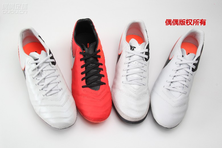 nike足球鞋比正常吗,nike耐克足球鞋