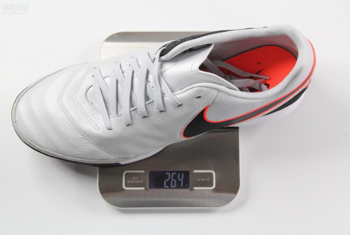 耐克Nike Tiempo Legend VI传奇6全等级深度对比解析 - 足球鞋评测 - 足球鞋足球装备门户-偶偶足球装备网