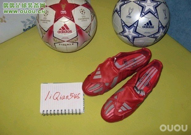 林林总总的鞋子,很乱,大家随便看看。