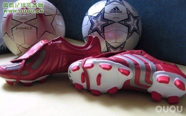 林林总总的鞋子,很乱,大家随便看看。