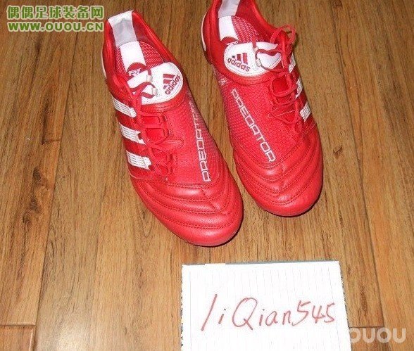 林林总总的鞋子,很乱,大家随便看看。