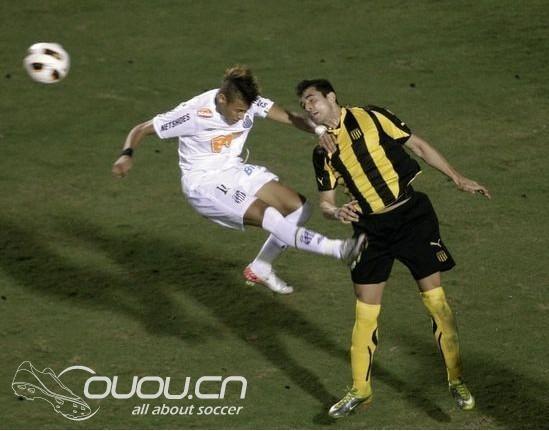 【解放者杯】赛后爆群殴 谁的鞋钉在飞……