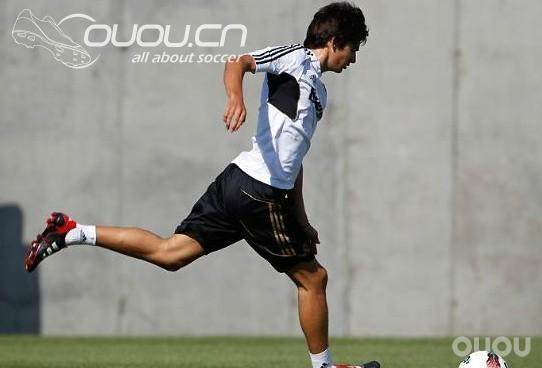 穆帅召齐达内长子入队训练 齐祖到场观摩