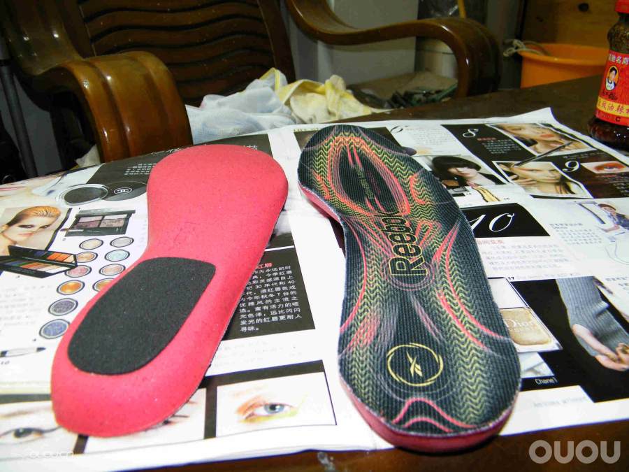 少数派-REEBOK ,VALDE PRO HG 看上这鞋很久啦,无奈才等到它降价,立马秒之。