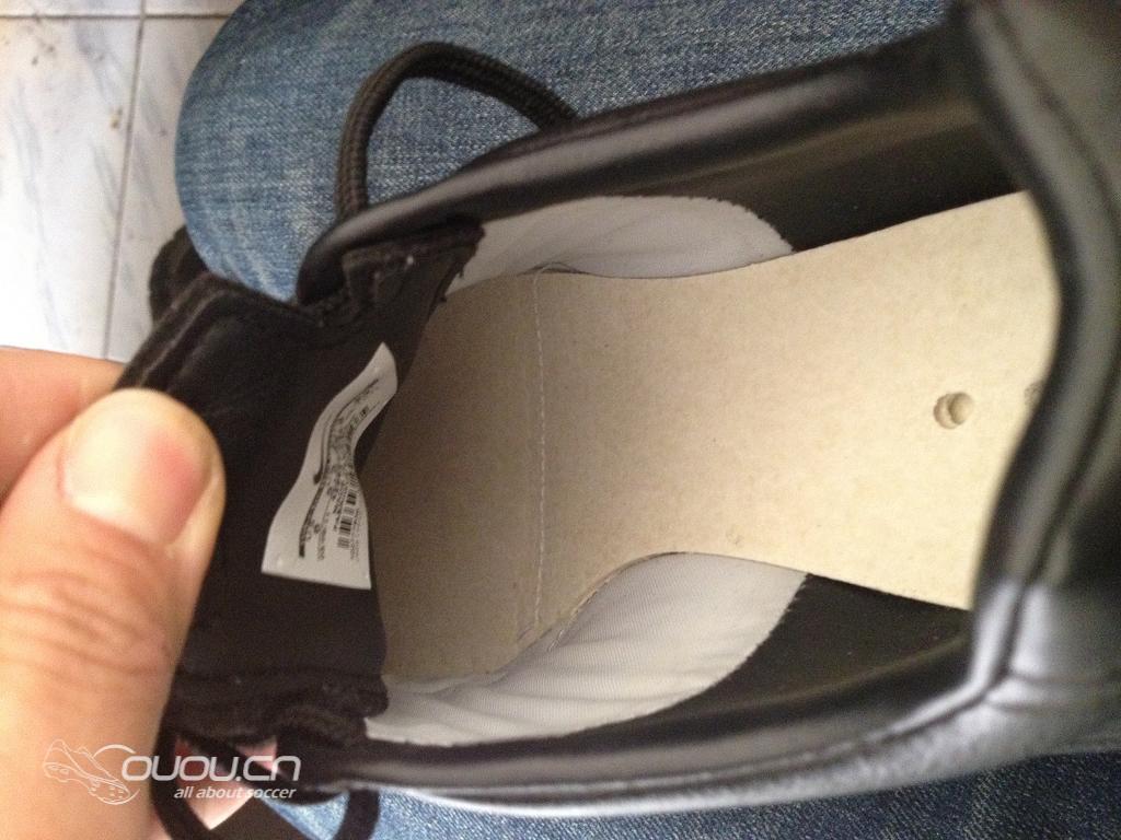 终于收到合脚的鞋了,CTR360 T FG+MEXICO,我勒个高兴啊