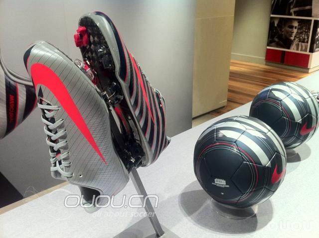 国外一家NIKE商品店