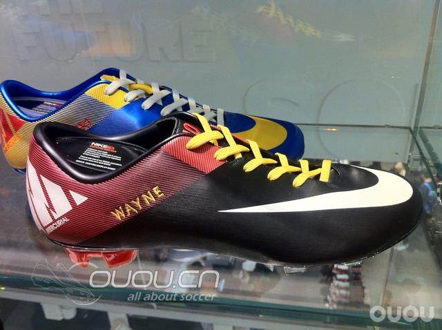 国外一家NIKE商品店