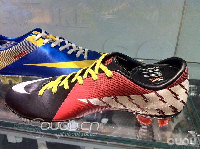 国外一家NIKE商品店