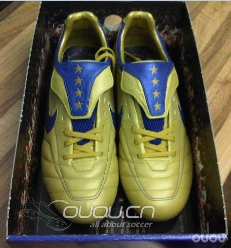 Nike Air legend 4星意大利 金色版