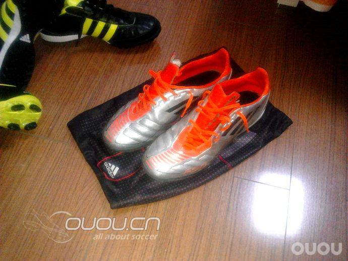 这些年我穿过的足球鞋们