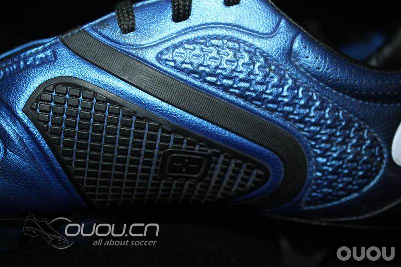 老鞋新评,ctr360系列开山之作CTR360 Maestri I Fg