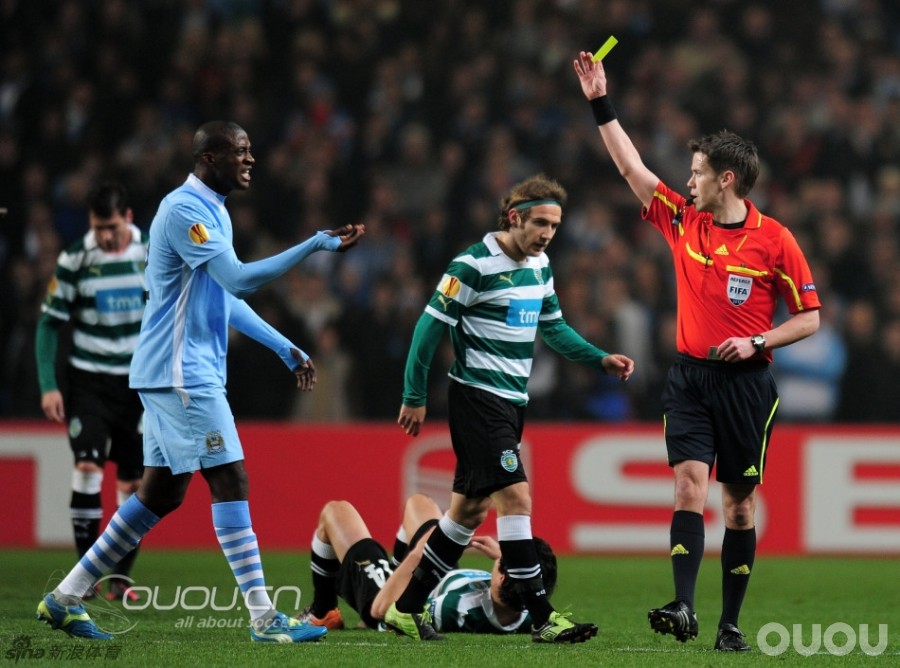 3月16日 曼城3-2里斯本竞技 客场进球少遭淘汰