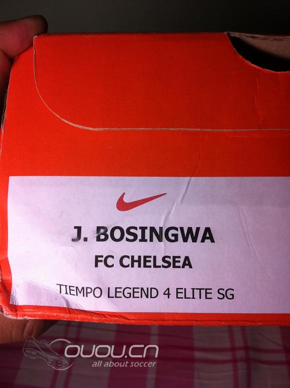 京城绿茵王老板分享收藏系列1 博辛瓦更衣室特别版本传奇4精英足球鞋