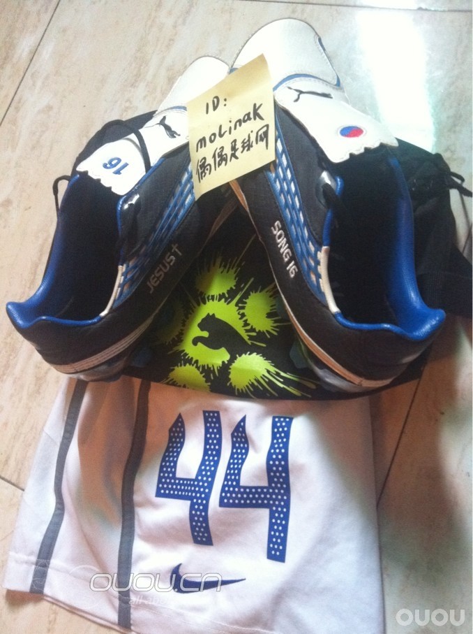 收藏的一双打过2届世界杯级别球员的puma战靴