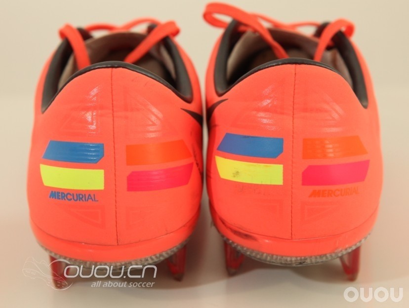 【Nike MV8 偶偶2012草根接力评测】第四棒 之【大四喜】&【鞋钉裂缝。。。】又发现新伤口。。。