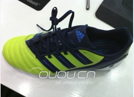 新到手的猎鹰11次顶级~骚绿色~~先看效果怎么样~过些天放实战评测