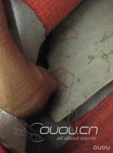 刺客8AG断钉门更新,修复断钉后又服役了一个月,断中底!跟专柜换了欧洲杯配色