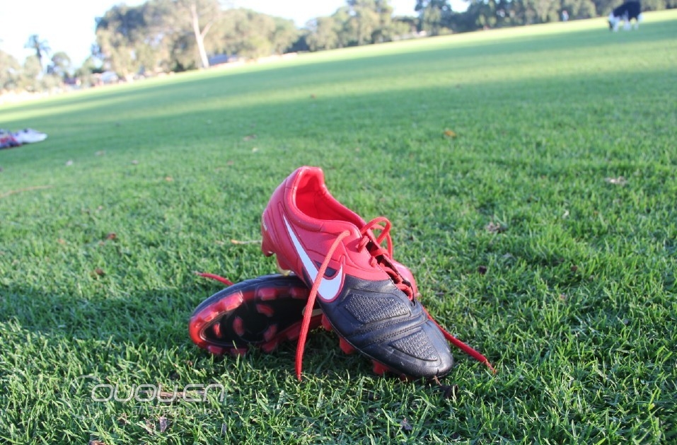 头一次晒晒我的十三双顶级战靴,附送每一双的实战心得