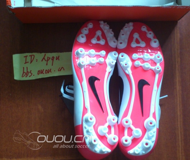 新手发帖,晒晒刚入手的MV8 中端AG版!!!!