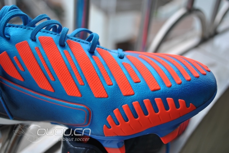 刚入手猎鹰12,求高人鉴定是否顶级版。