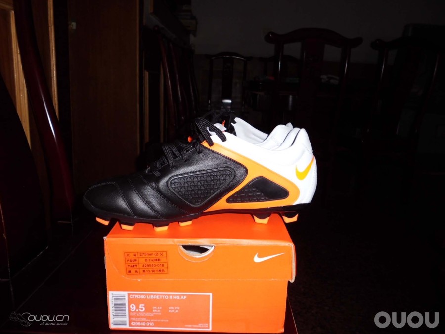 麻烦大家帮看下这双CTR360真吗?