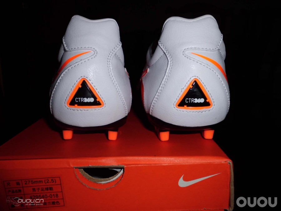 麻烦大家帮看下这双CTR360真吗?