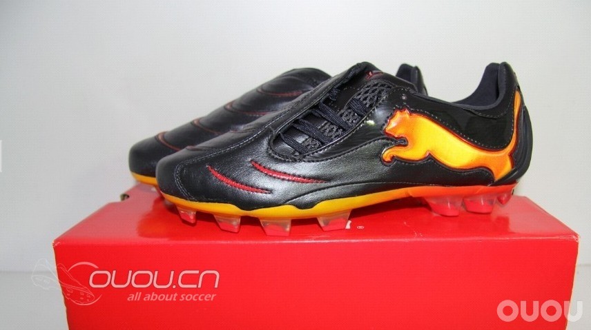 puma pwrc1火焰色,看得我心痒的骚色,哪里才能找到39码的呀,找遍了呀