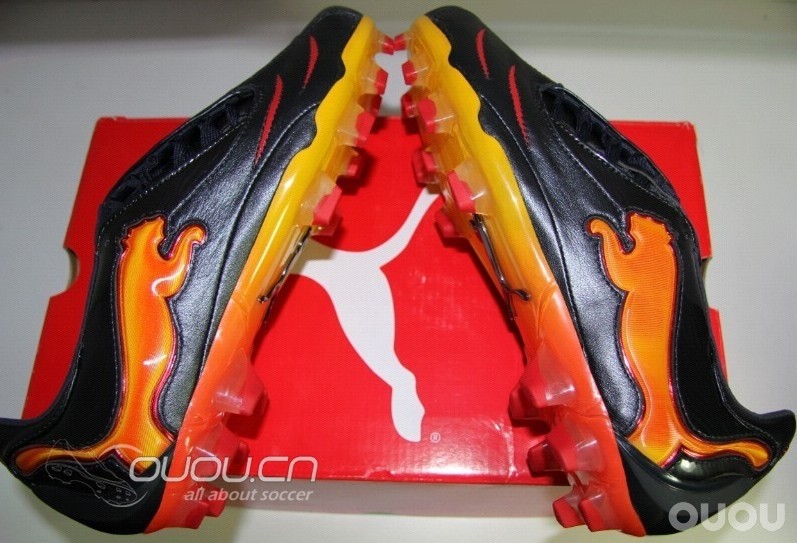 puma pwrc1火焰色,看得我心痒的骚色,哪里才能找到39码的呀,找遍了呀