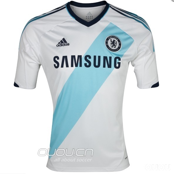 切尔西正式发布12-13赛季客场队服