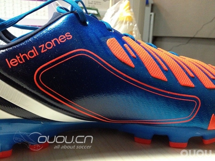 我的猎鹰12顶级AG终于到货了。直接上图!