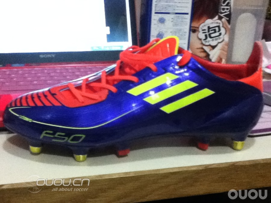 昨天在KAMO原宿店收一F50。。。8000日元。。。求鉴定