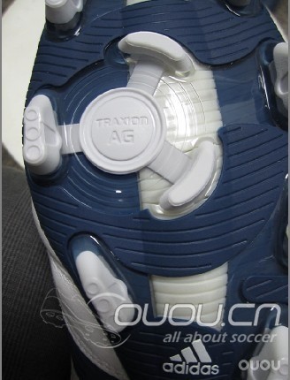 猎鹰10 小贝版 高端AG ~~~个人上脚感受 供朋友们参考