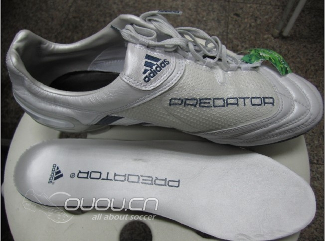 猎鹰10 小贝版 高端AG ~~~个人上脚感受 供朋友们参考