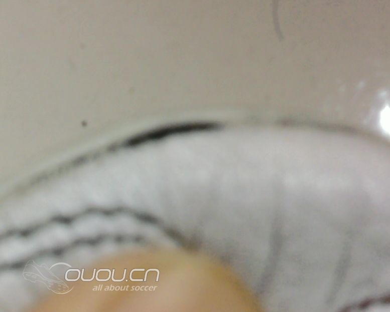 新买的鞋子开胶了