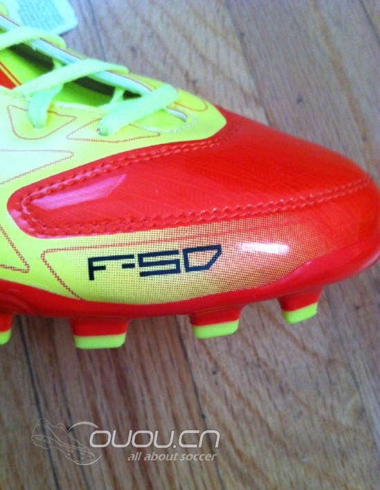 F10 AG 所谓“塑料鞋”的一点感受(1 楼补充第二场实战感受)