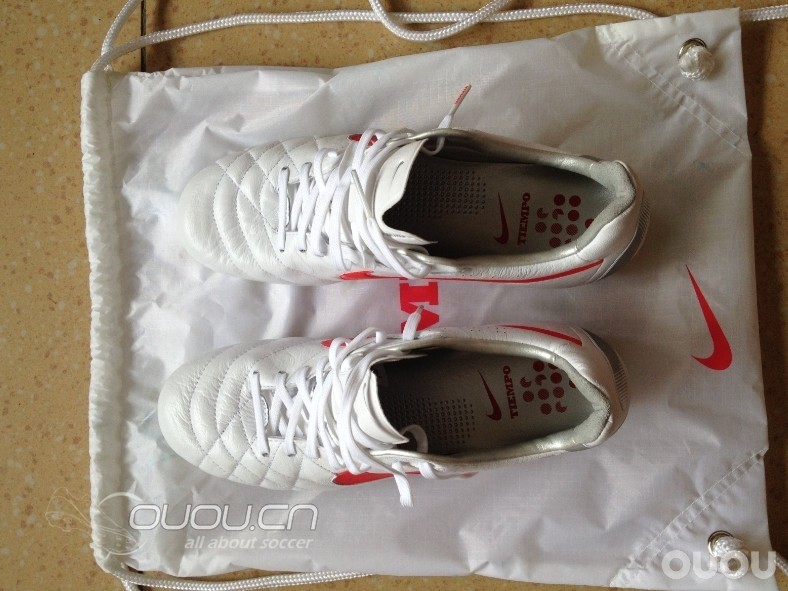 前两天刚到的红白传奇4