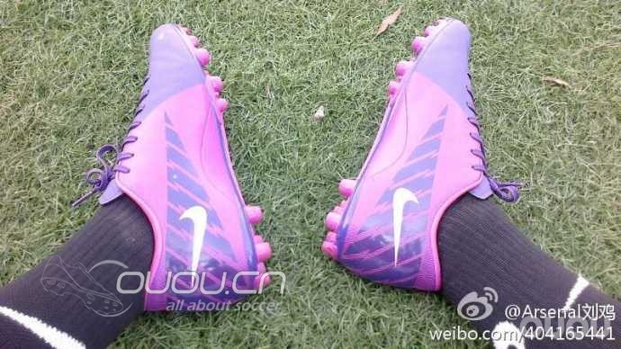 260刺客7代低端紫色AG。买小了,求交换。