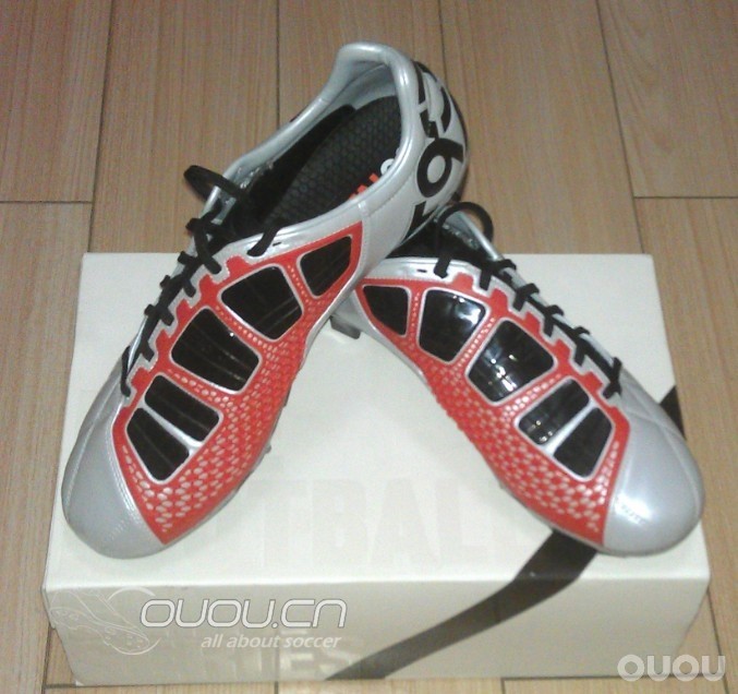 PDS德国站新到的白色T90镭射精英版