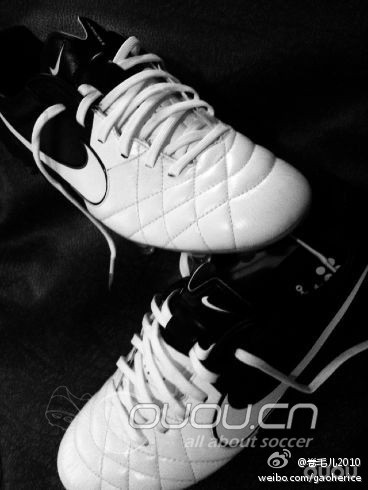 关于Adidas Mundial FG 和TF的抉择