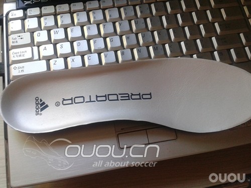 adidas Predator X TRX FG 静态评测