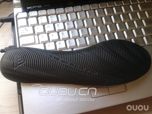 adidas Predator X TRX FG 静态评测