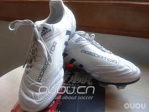 adidas Predator X TRX FG 静态评测