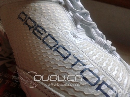 adidas Predator X TRX FG 静态评测