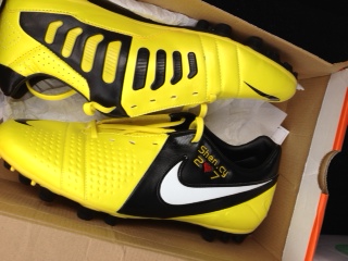 我的360到了,带刺绣的。。。