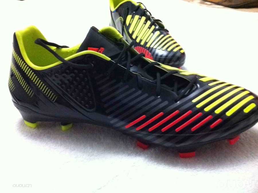 小弟是新人,曬一雙獵鷹LZ,求鑒定